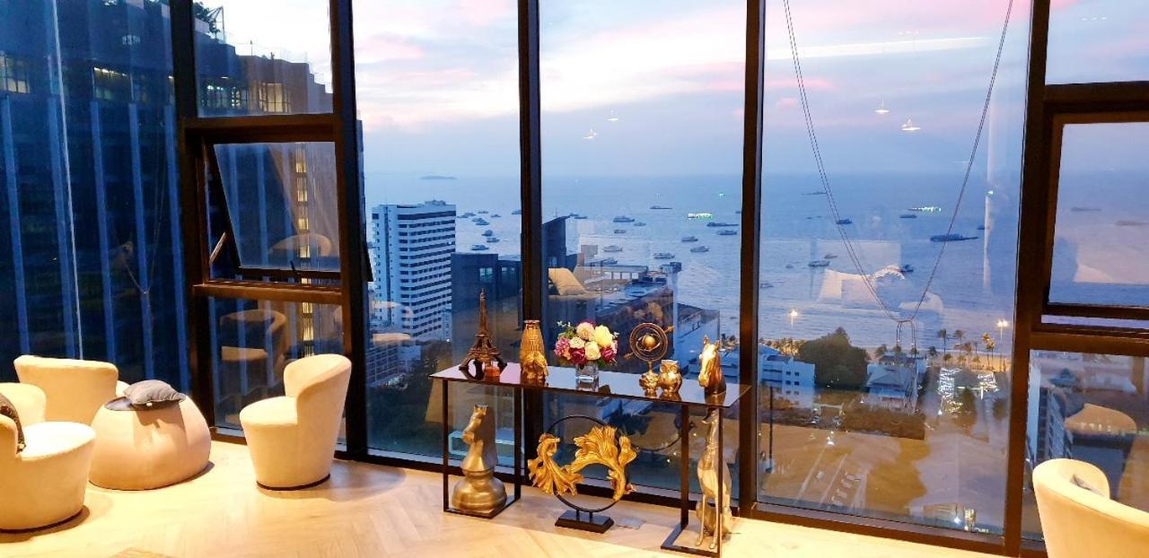 Base Central Pattaya Long Balcony King-Bed With Infinity Pool & Free Netflix! Exterior foto